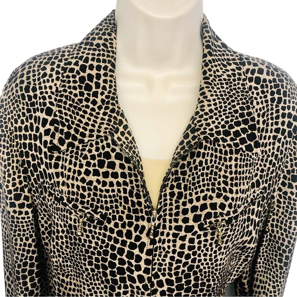 Allison Taylor Animal Print Silk Jacket - Picture 4 of 16